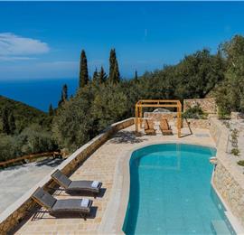 3 bedroom villa with pool & sea views, Makrades, sleeps 6